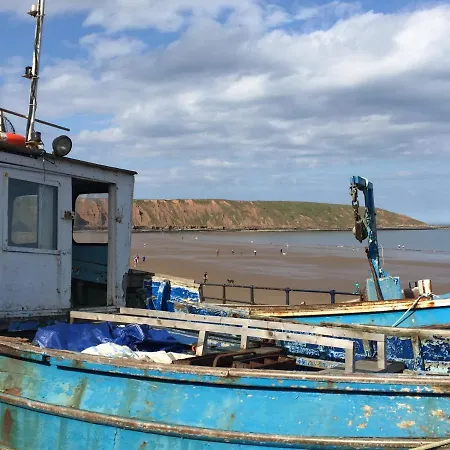 Sunrise Corner, The Bay Filey, Wi-fi, Pets, Pool * Filey