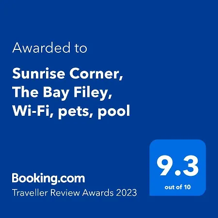 Sunrise Corner, The Bay Filey, Wi-fi, Pets, Pool Apartment